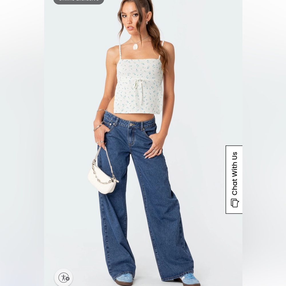 Edikted Raelynn Washed Low Rise Jeans - Picture 2 of 8